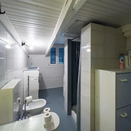 House Boat In Downtown Piazza Statuto - Oddone Apartment *