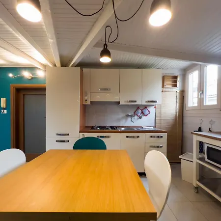 Apartamento House Boat In Downtown Piazza Statuto - Oddone