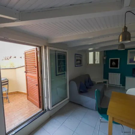 Apartment House Boat In Downtown Piazza Statuto - Oddone *